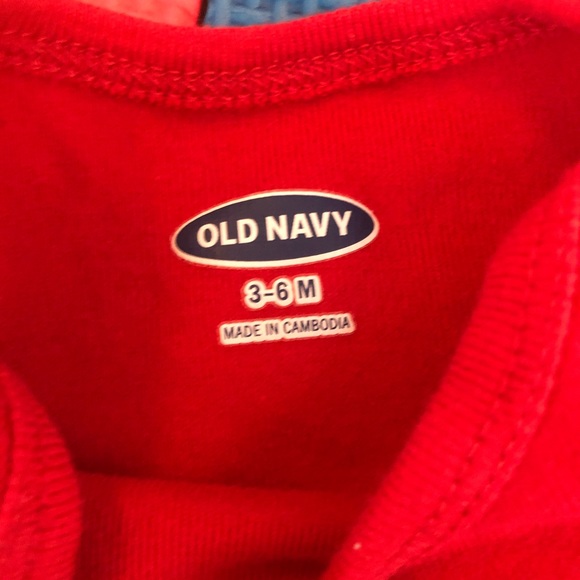 Old Navy Baby Happy Holidays Onesie Long Sleeve - Picture 4 of 4